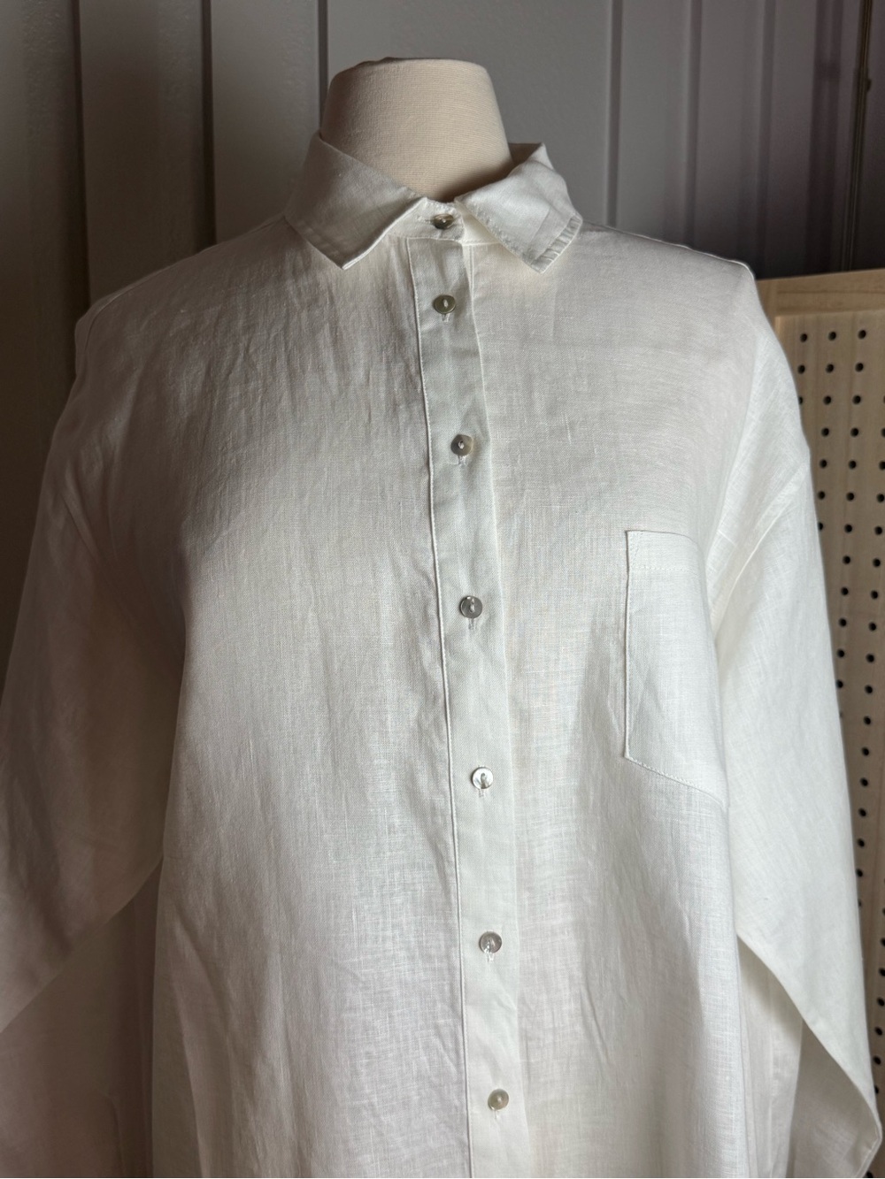 Lucy Paris White Linen Button Down Coastal Quiet Luxury Oversized Shirt M NWT - Picture 3 of 15